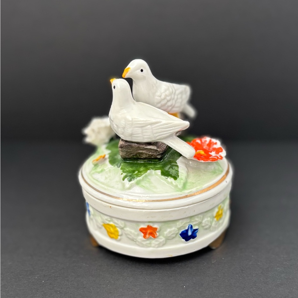 Vintage Porcelain Floral White Doves Birds Jewelry Trinket Box with Lid